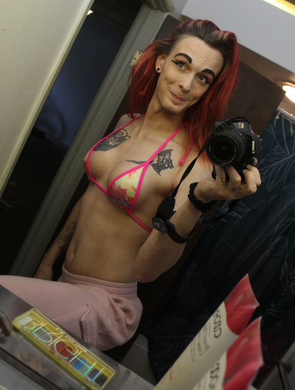 Sissysteph96 Onlyfans pictures