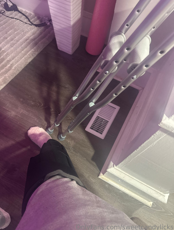 Mel xxxo Onlyfans pictures
