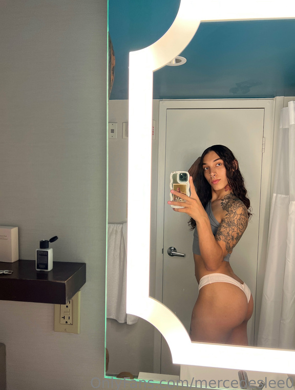 Mercedes Trujilo Onlyfans pictures